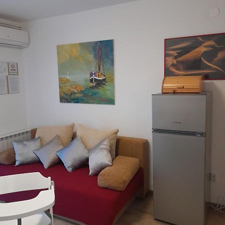 Apartment Dean Klimno Kültér fotó