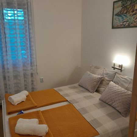 Apartment Dean Klimno Kültér fotó